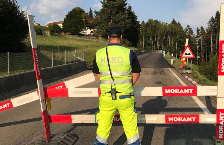 Hako Verkehrsicherheit - Strassensperrungen